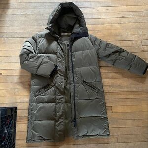 Down long puffer coat